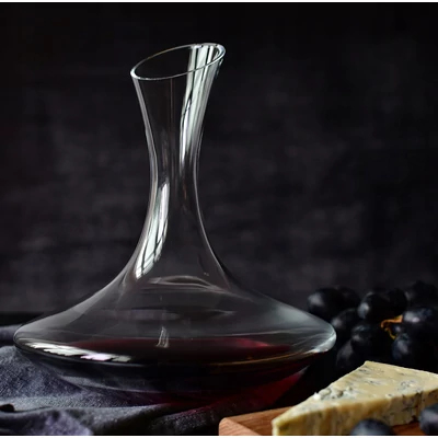 Avant-Garde VÖRÖSBOR DEKANTÁLÓ 1,8 L
