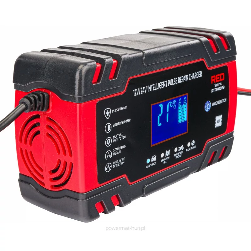 Mikroprocesszoros akkumulátortöltő 12V/24V 8A 