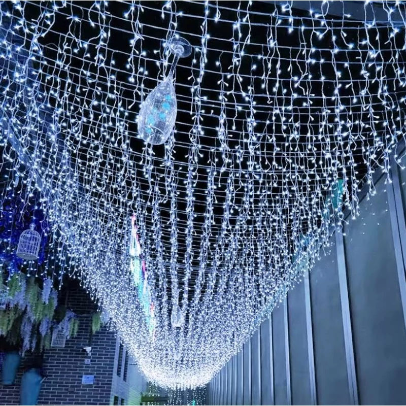 Kültéri karácsonyi fényfüzér villogó effektussal 300 LED - 14,5m - Hideg fehér